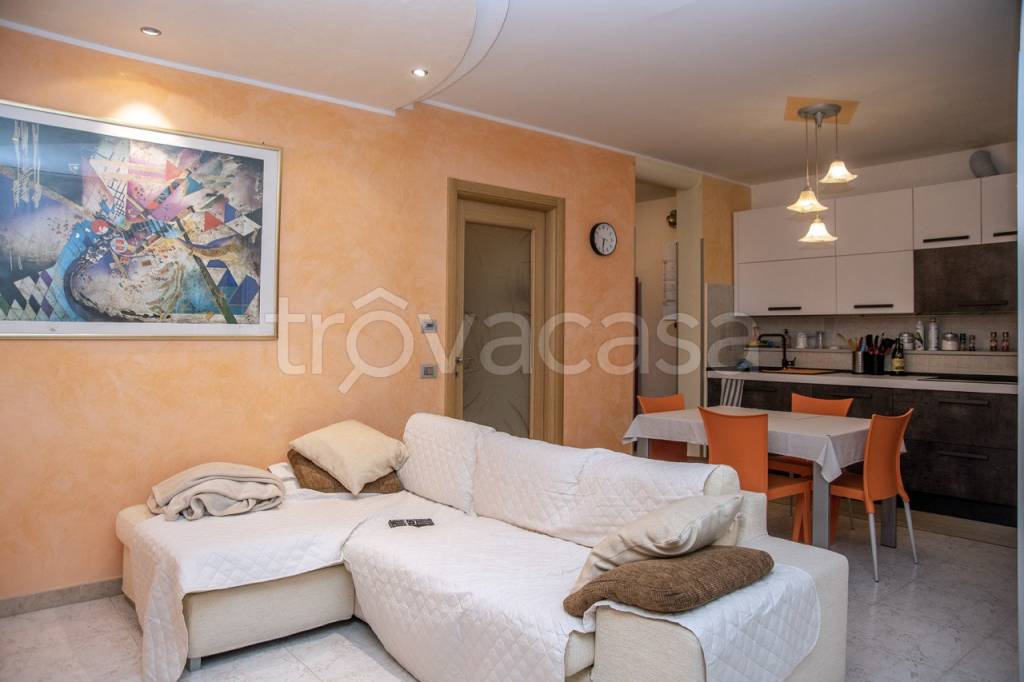 appartamento in vendita a Lavagno in zona San Pietro