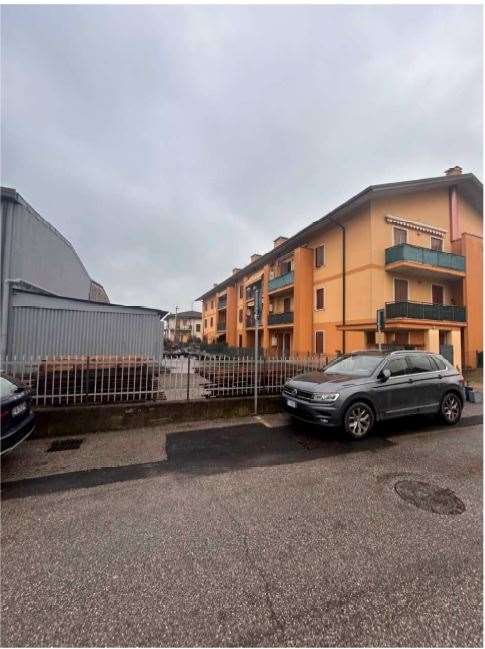 appartamento in vendita a Lavagno in zona Vago