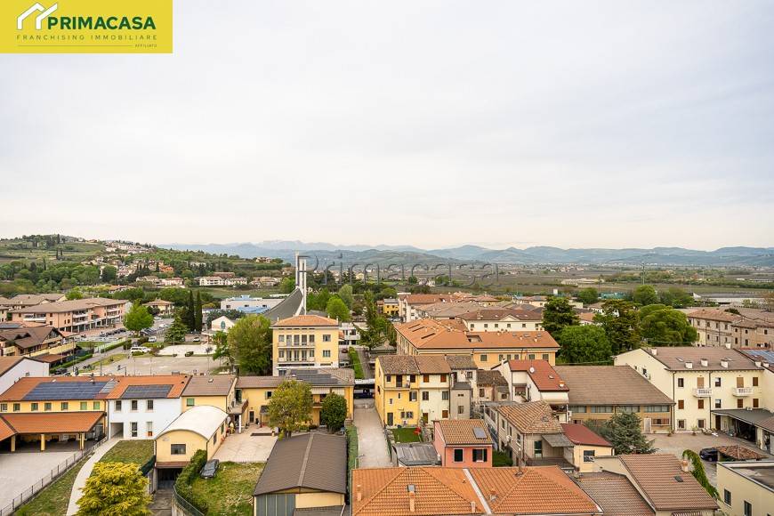 appartamento in vendita a Lavagno in zona Vago