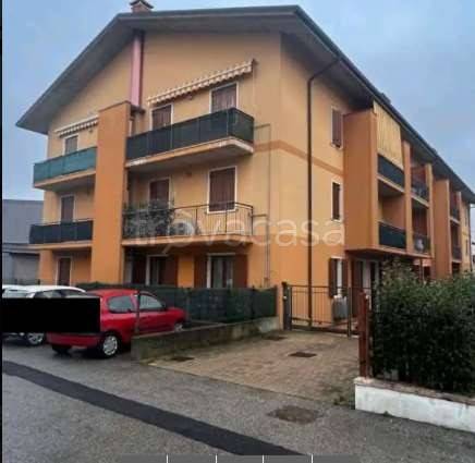 appartamento in vendita a Lavagno in zona Vago