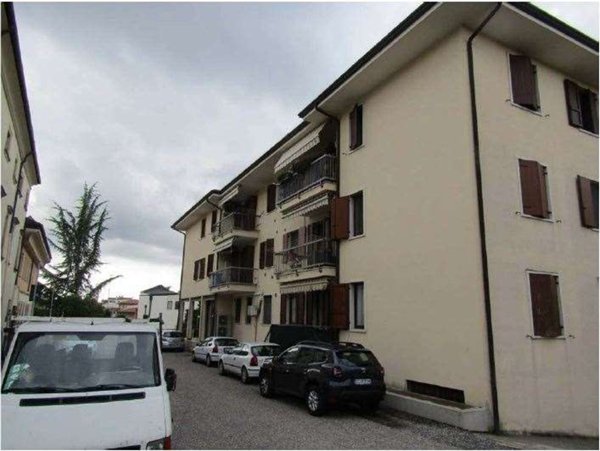 appartamento in vendita a Lavagno in zona Vago