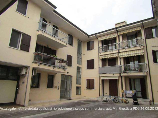 appartamento in vendita a Lavagno in zona Vago