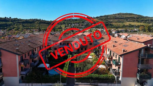 appartamento in vendita a Lavagno in zona San Pietro