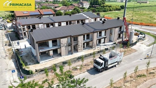 appartamento in vendita a Lavagno in zona Vago