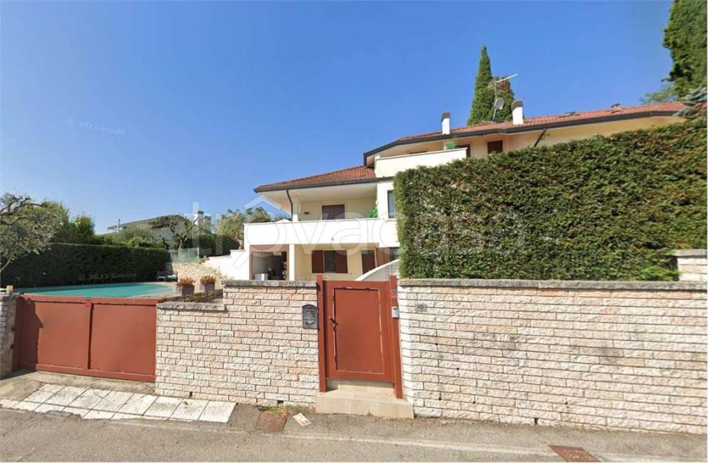 casa indipendente in vendita a Lavagno