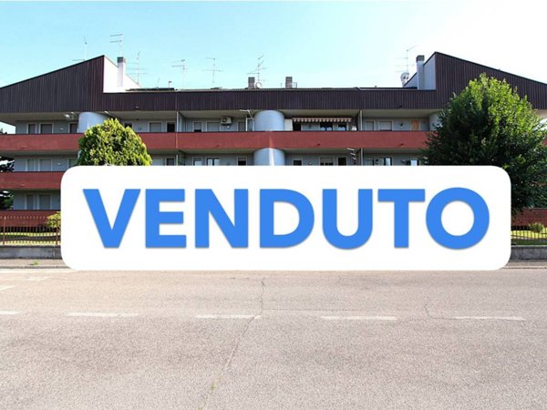 appartamento in vendita a Lavagno in zona Vago