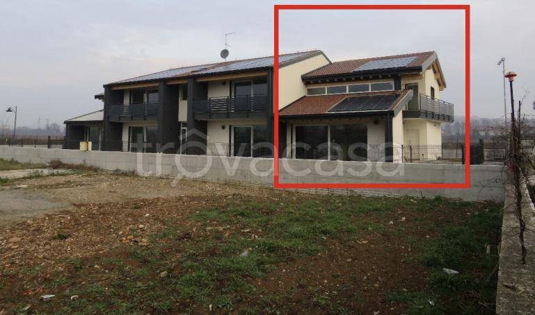 casa indipendente in vendita a Lavagno in zona Vago