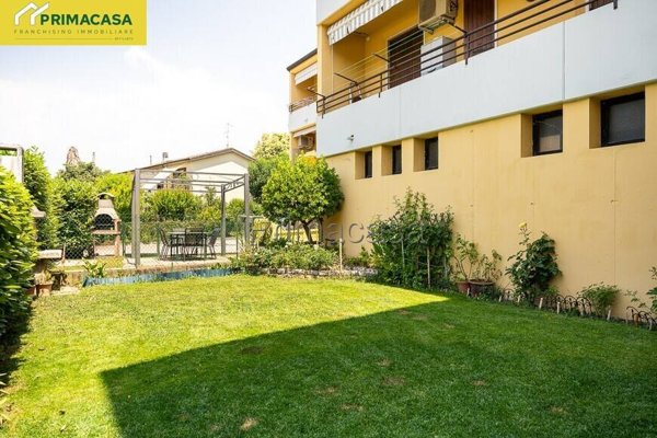appartamento in vendita a Lavagno in zona San Pietro