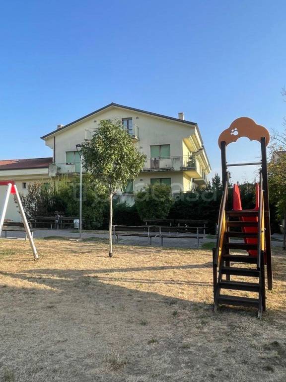 appartamento in vendita a Lavagno in zona San Pietro