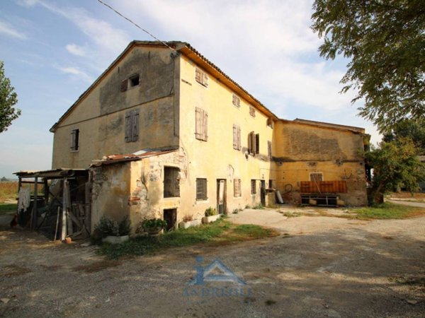 casa indipendente in vendita a Lazise in zona Colà
