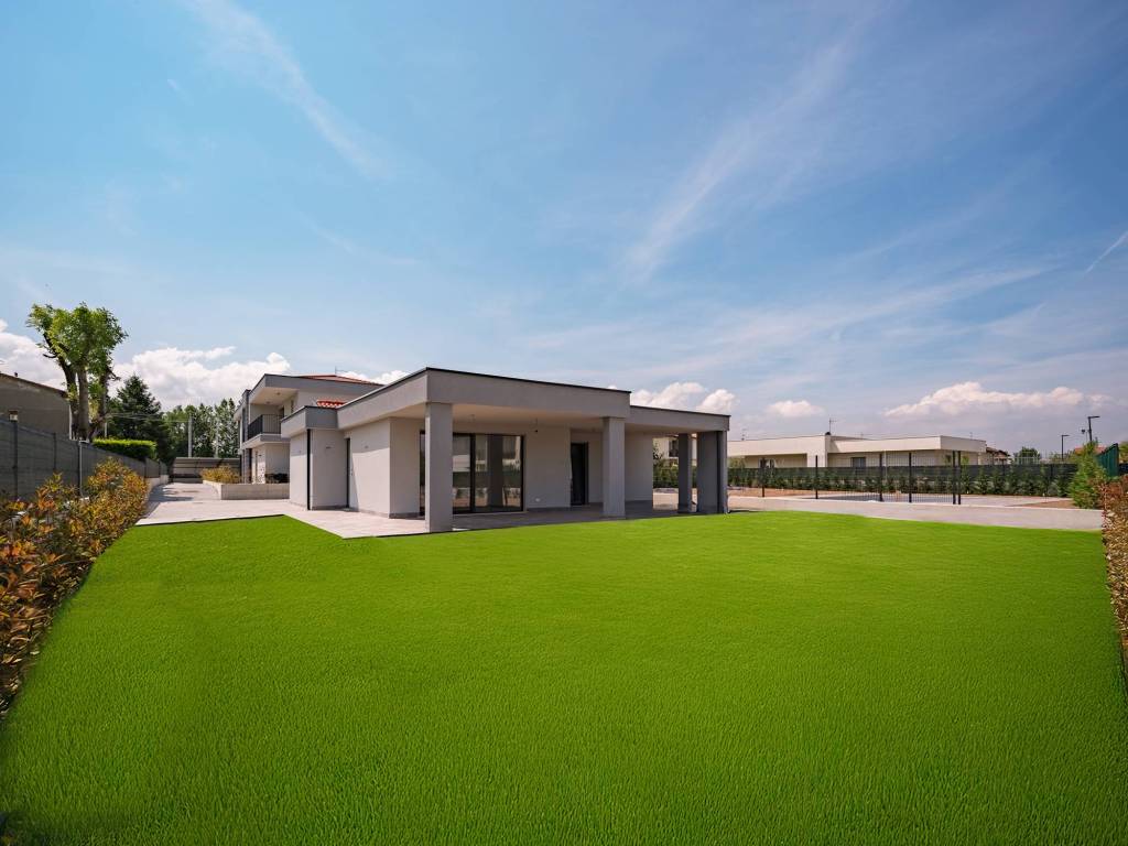 casa indipendente in vendita a Lazise