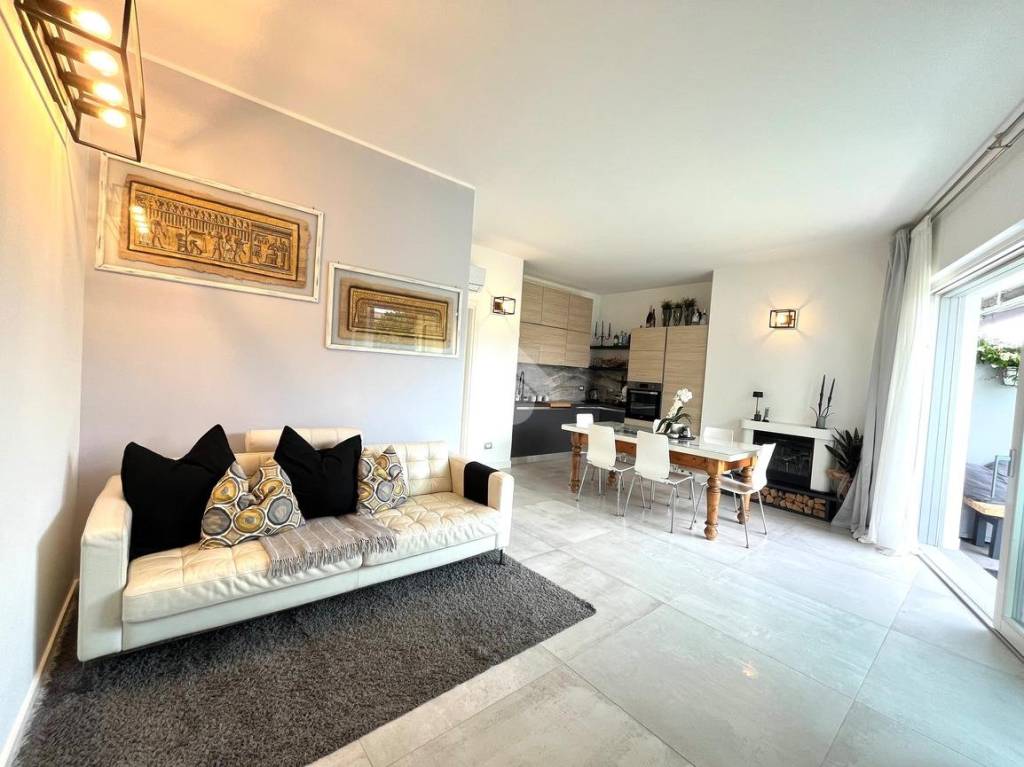 appartamento in vendita a Lazise