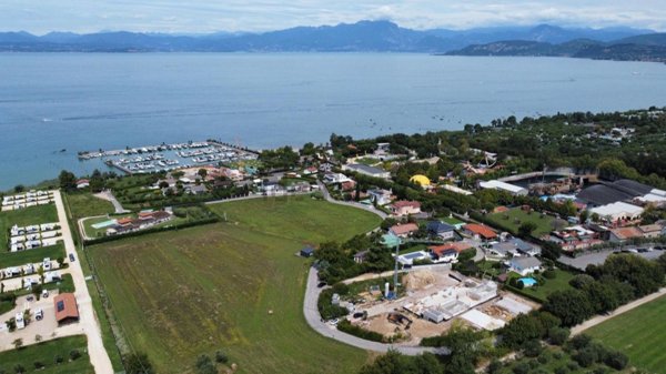 casa indipendente in vendita a Lazise