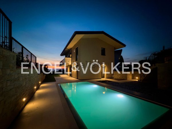 casa indipendente in vendita a Lazise