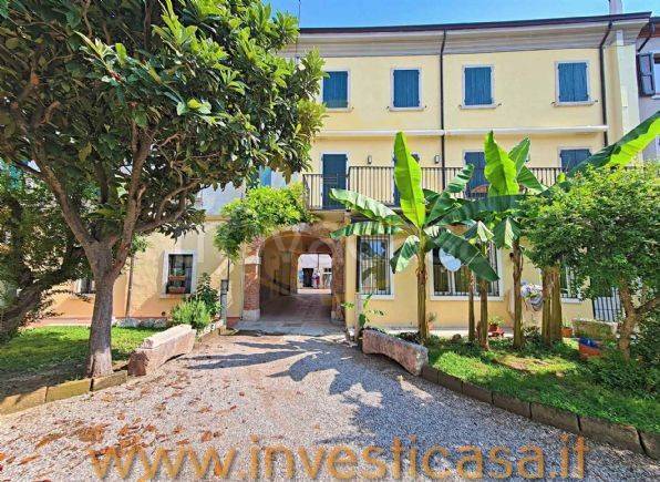 appartamento in vendita a Lazise