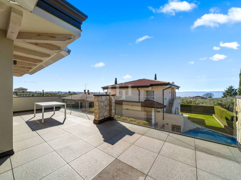 casa indipendente in vendita a Lazise