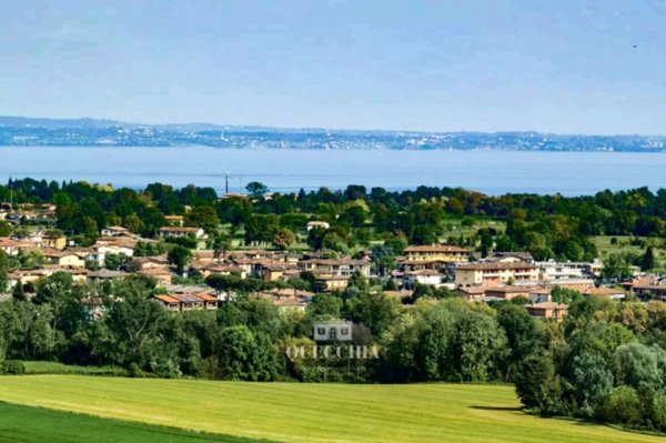 villa in vendita a Lazise