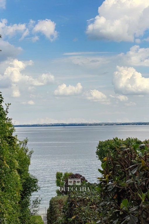 terreno edificabile in vendita a Lazise