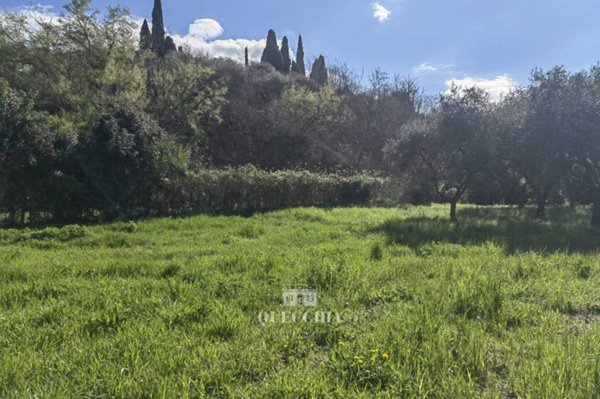 terreno edificabile in vendita a Lazise