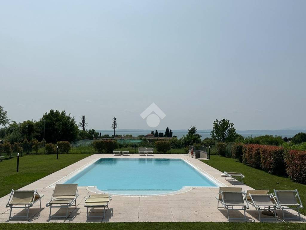 appartamento in vendita a Lazise