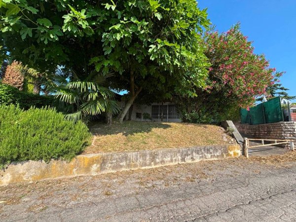 casa indipendente in vendita a Lazise