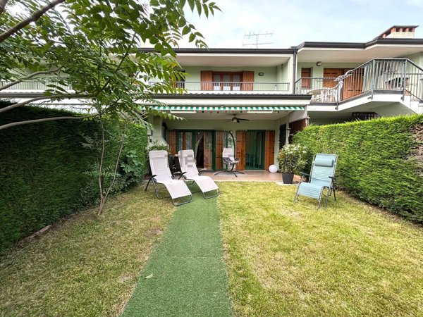 appartamento in vendita a Lazise in zona Colà