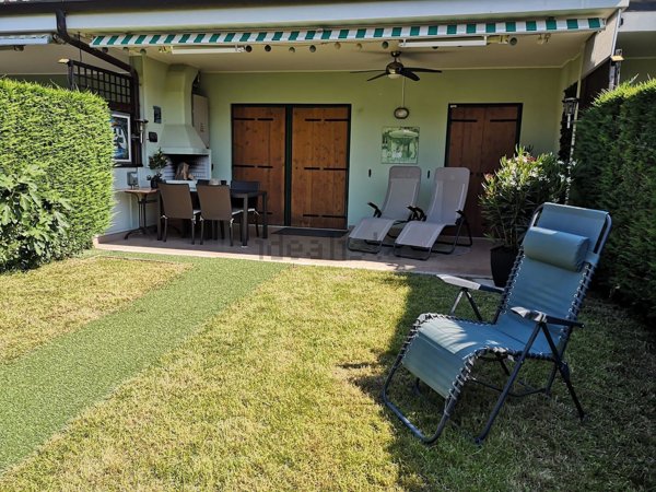 appartamento in vendita a Lazise in zona Colà
