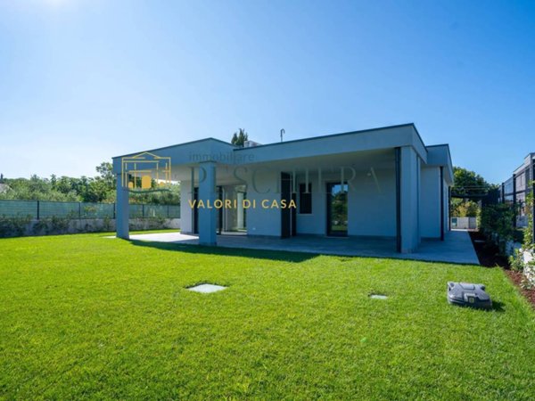 casa indipendente in vendita a Lazise
