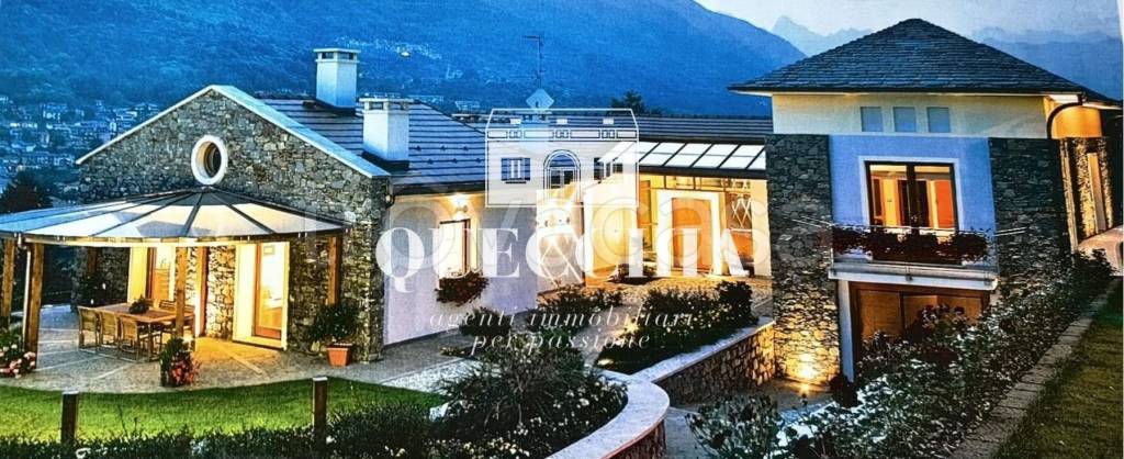 villa in vendita a Lazise
