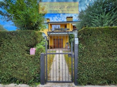 appartamento in vendita a Lazise in zona Colà