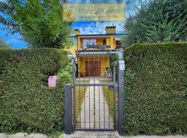 appartamento in vendita a Lazise in zona Colà