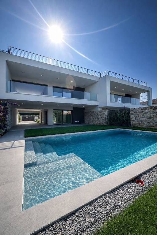 casa indipendente in vendita a Lazise in zona Pacengo
