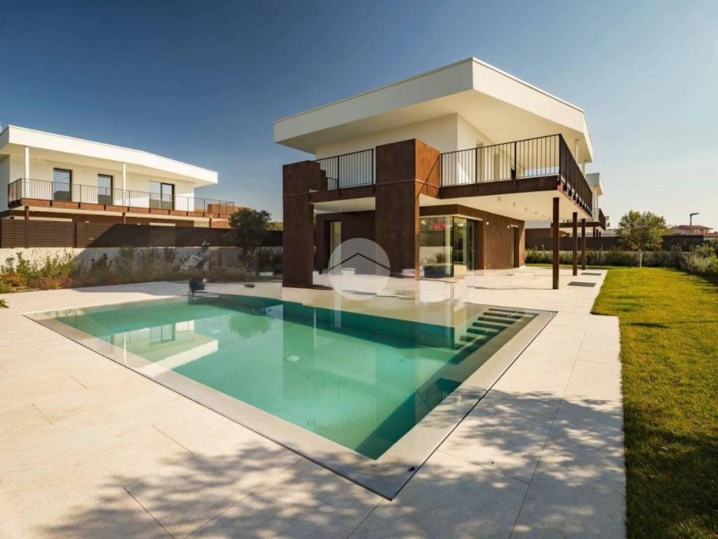casa indipendente in vendita a Lazise