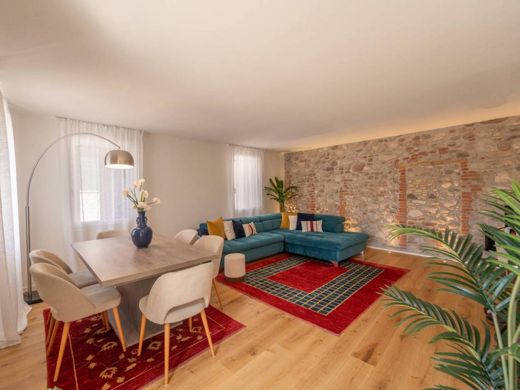 casa indipendente in vendita a Lazise