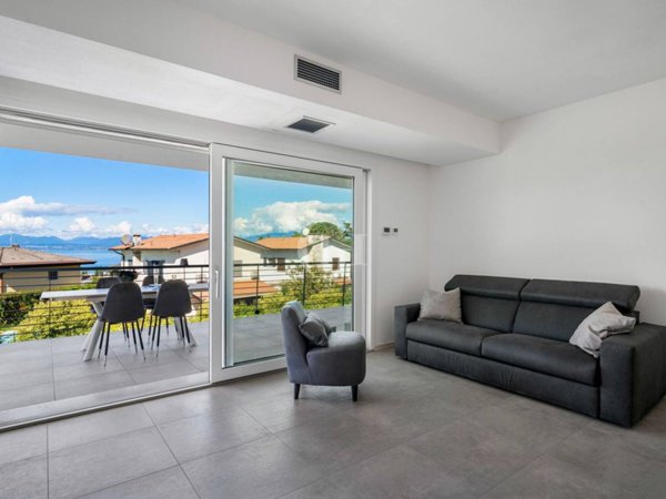 appartamento in vendita a Lazise in zona Pacengo