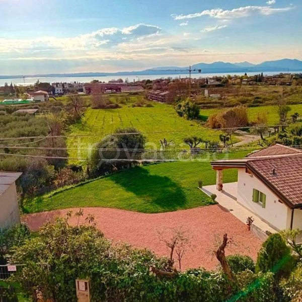 casa indipendente in vendita a Lazise