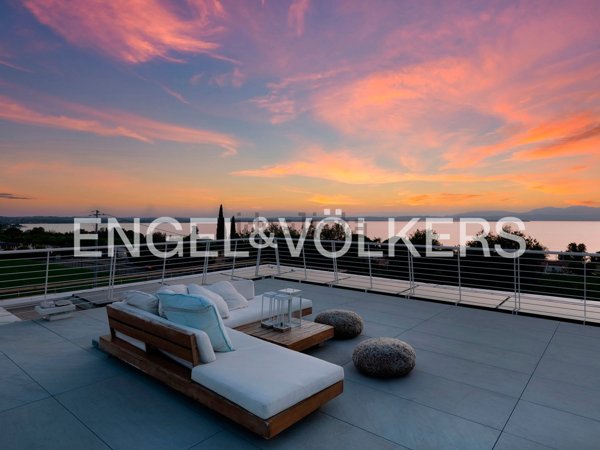 casa indipendente in vendita a Lazise in zona Pacengo