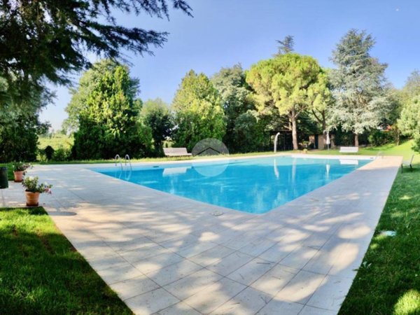 appartamento in vendita a Lazise in zona Colà