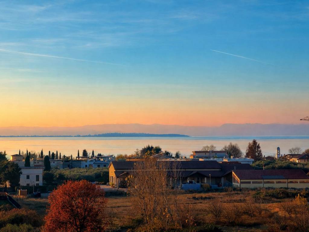 casale in vendita a Lazise