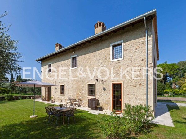 casa indipendente in vendita a Lazise in zona Colà