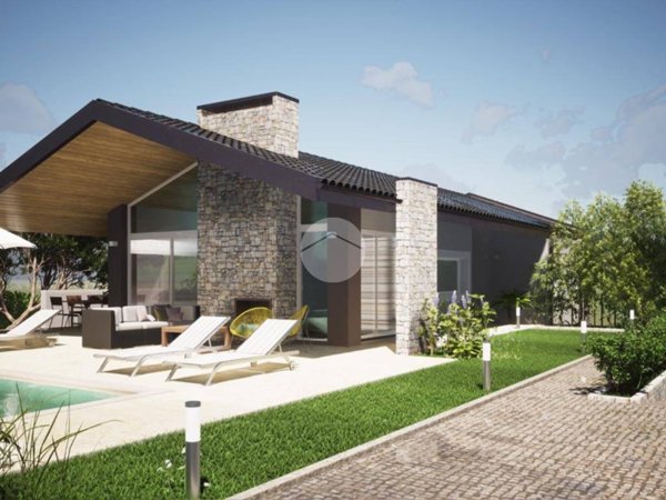 terreno agricolo in vendita a Lazise in zona Colà