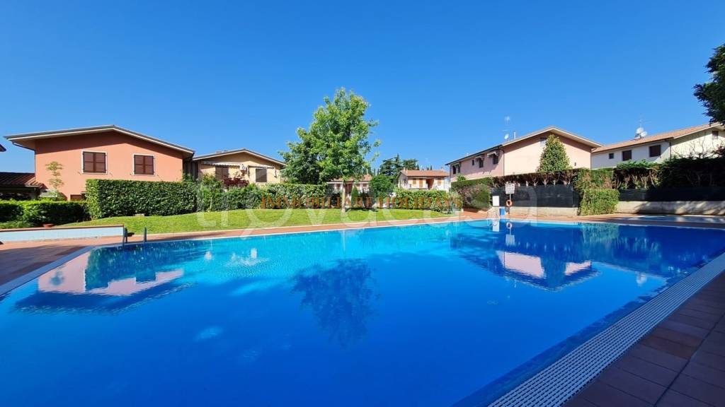 appartamento in vendita a Lazise in zona Colà