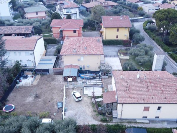 terreno edificabile in vendita a Lazise
