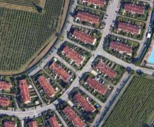 appartamento in vendita a Lazise in zona Colà