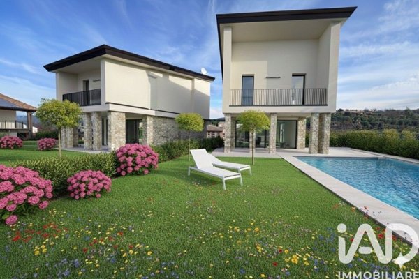 casa indipendente in vendita a Lazise