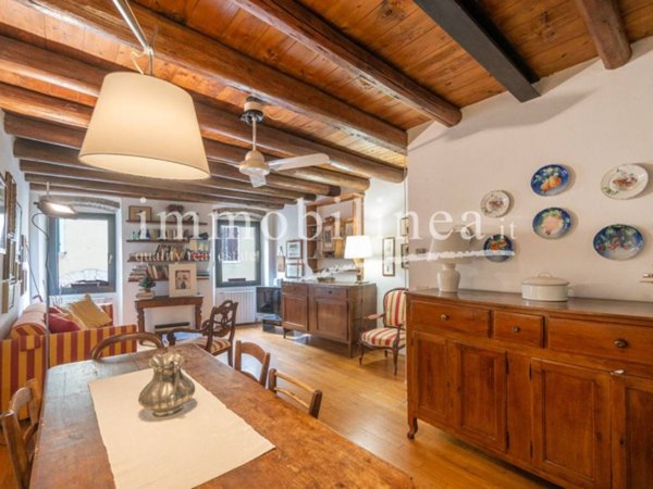 intera palazzina in vendita a Lazise