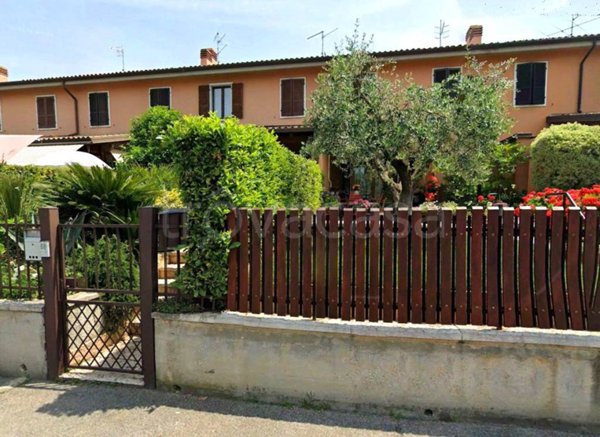 casa indipendente in vendita a Lazise