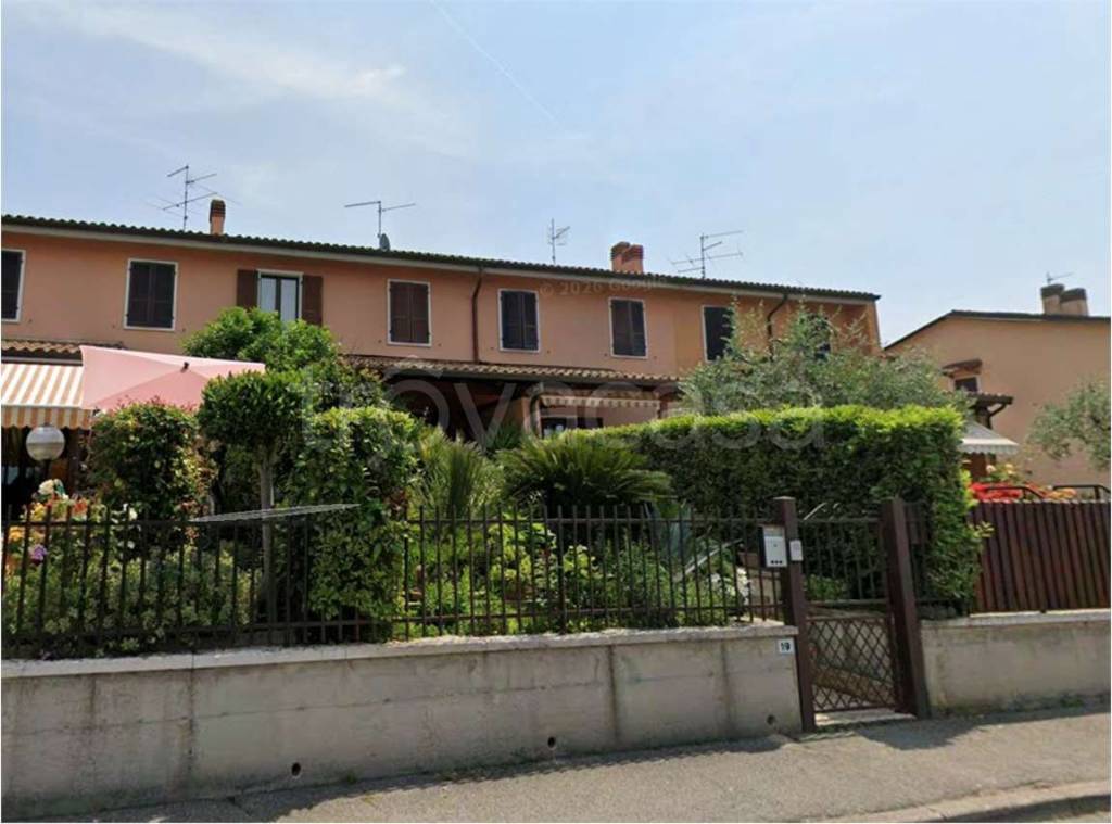 casa indipendente in vendita a Lazise