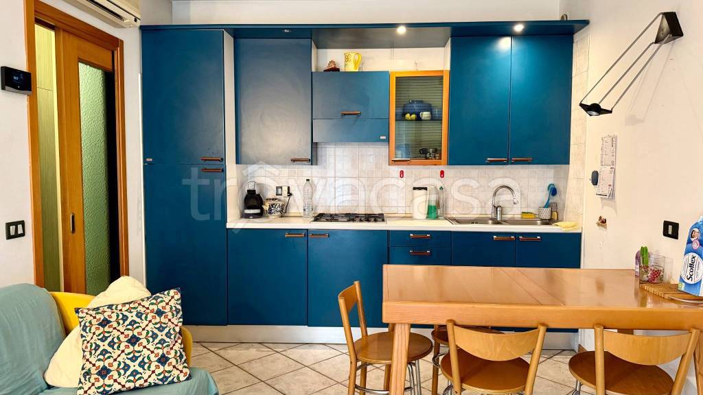 appartamento in vendita a Lazise in zona Colà