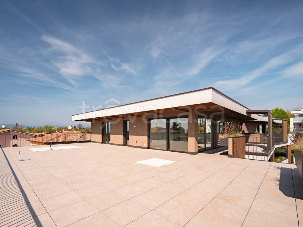 appartamento in vendita a Lazise